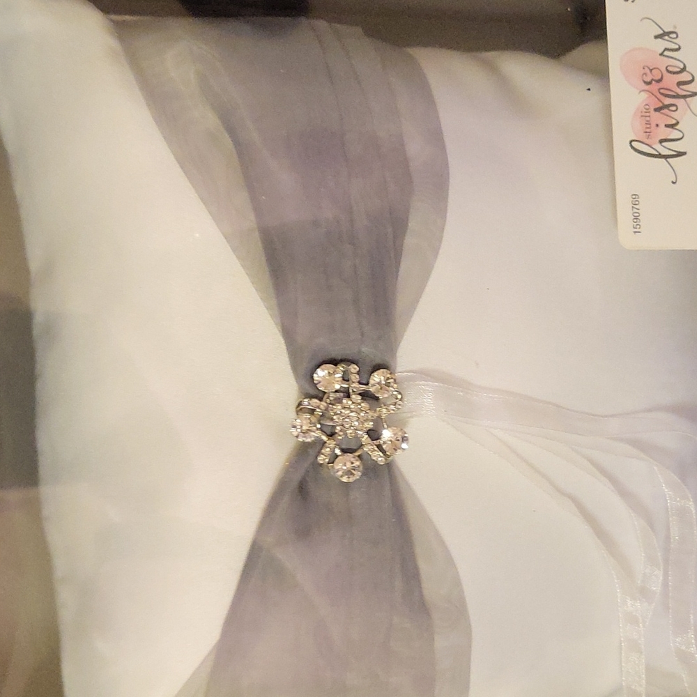 Ring Pillow - Picture 3 of 4
